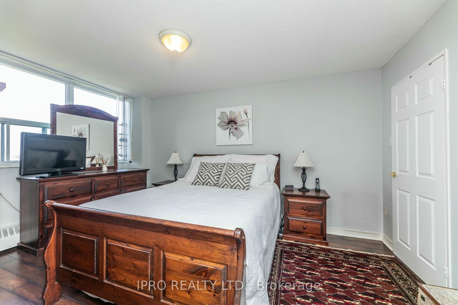 3501 Glen Erin Dr, unit 901 for sale