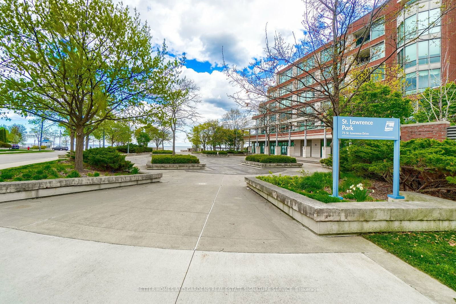 80 Port St E, unit 209 for sale