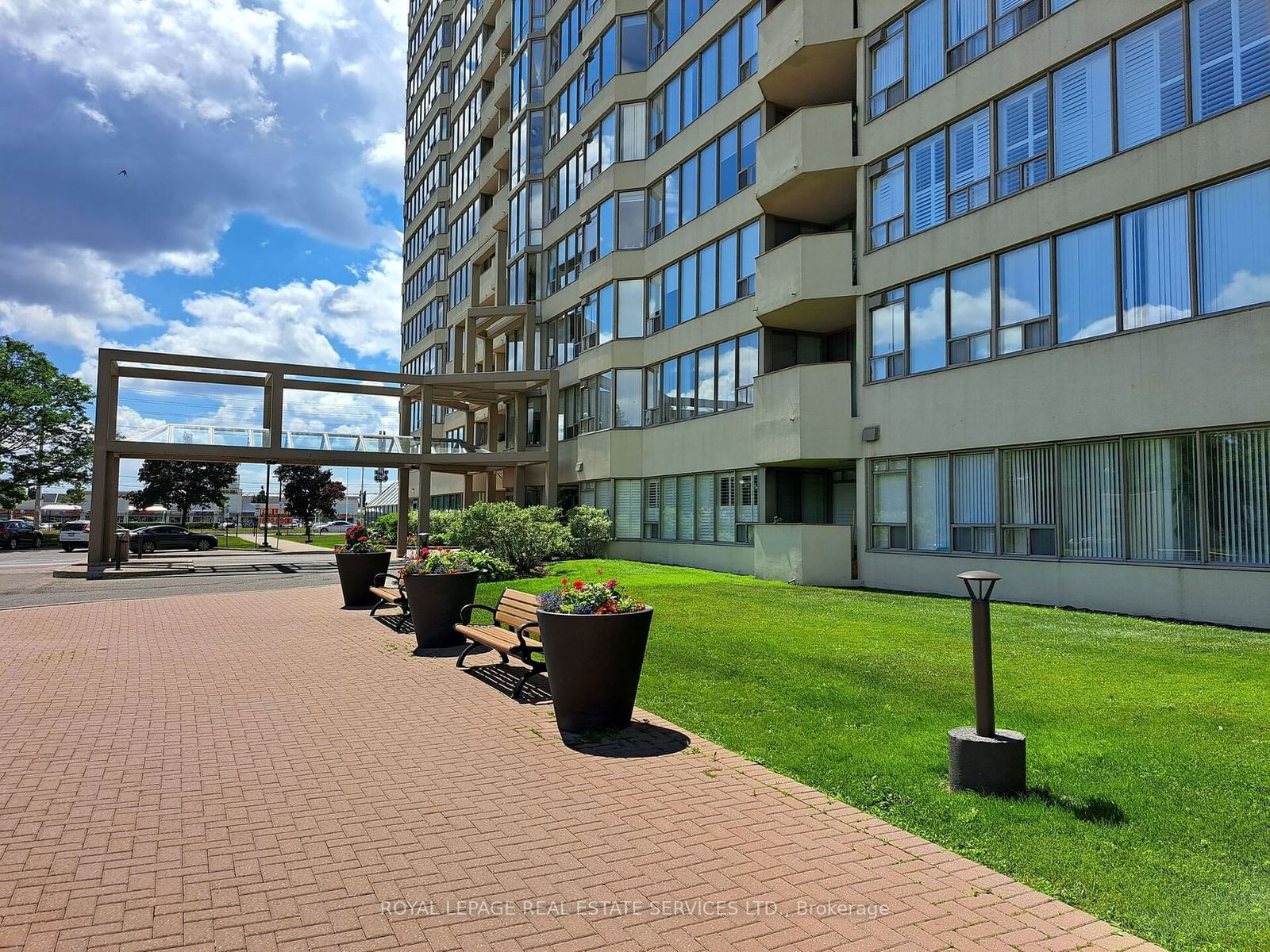 Constellation Place Condos, Mississauga, Toronto