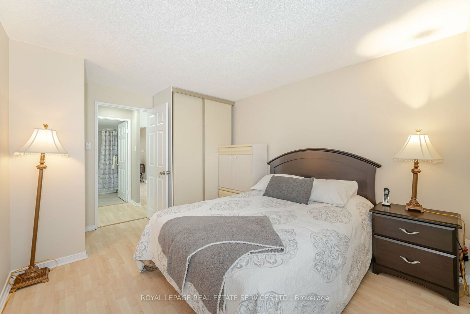 700 Constellation Dr, unit 102 for sale