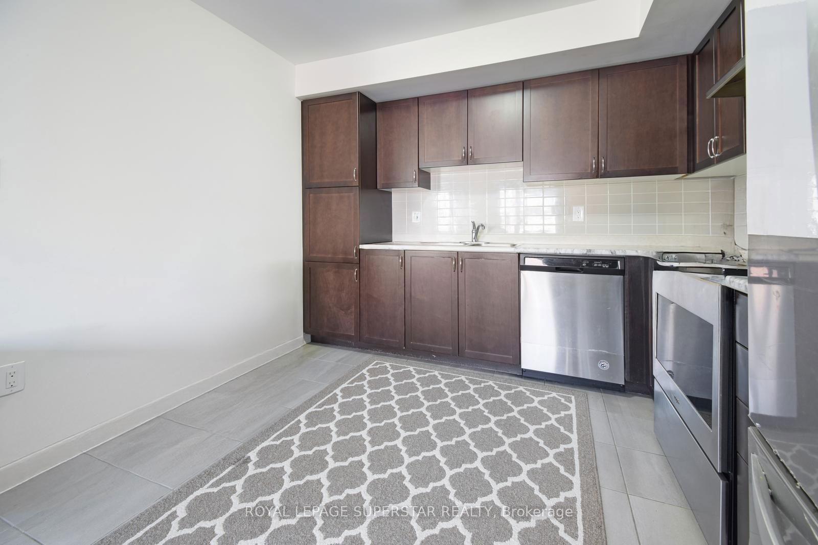 250 Sunny Meadow Blvd, unit 291 for sale