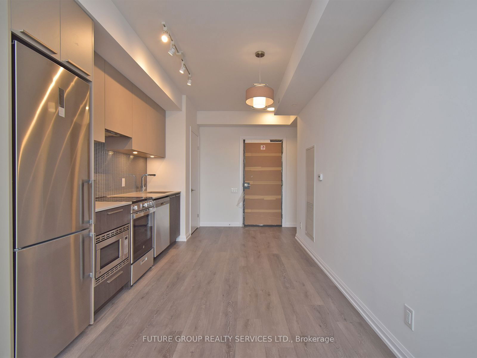 4208 Dundas St W, unit 316 for rent