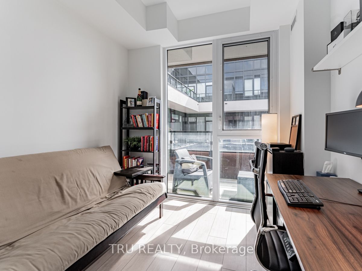 270 Dufferin St, unit LPH12 for sale