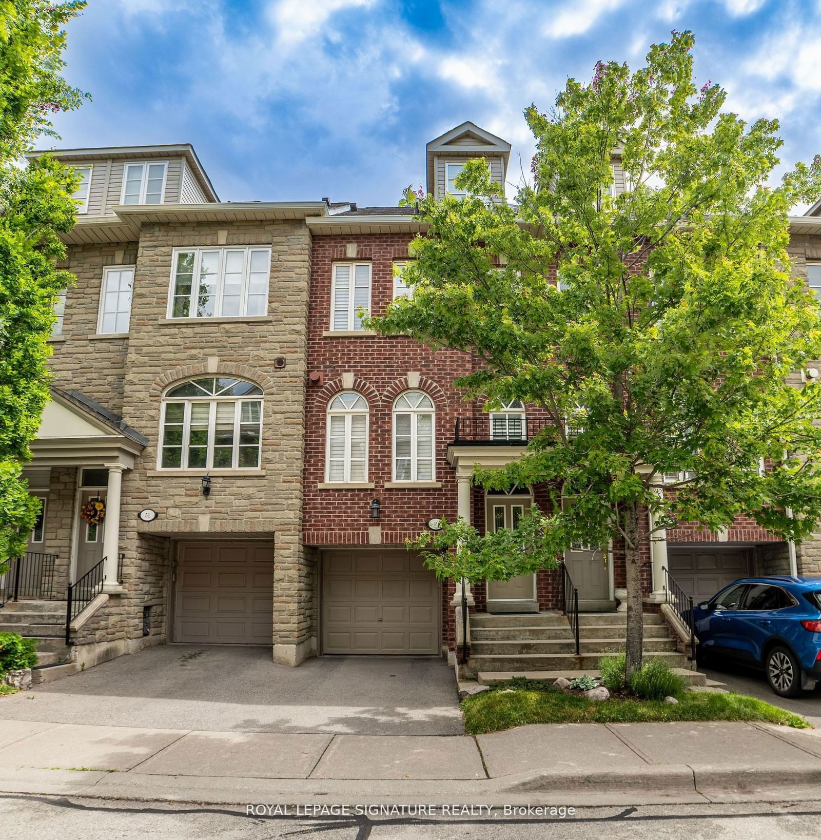 Oxford Court Townhouses, Etobicoke, Toronto