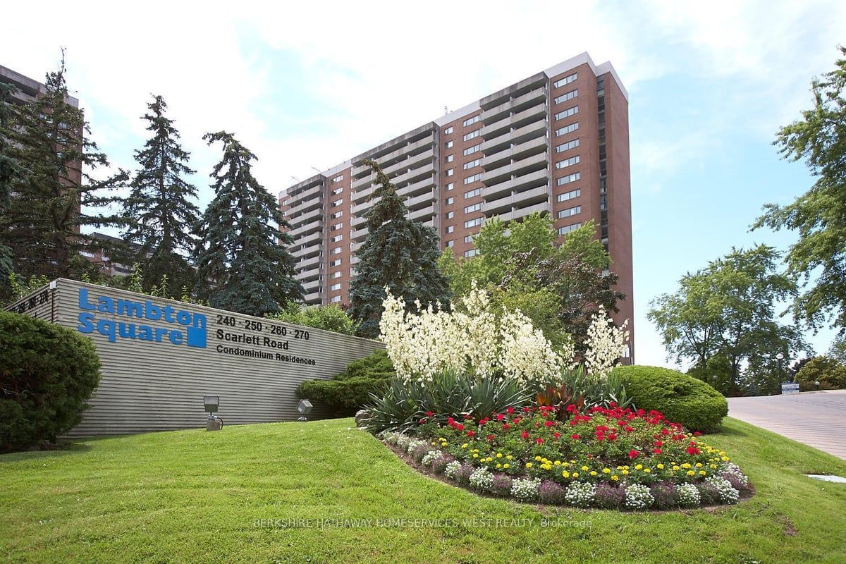 270 Scarlett Rd, unit 611 for sale