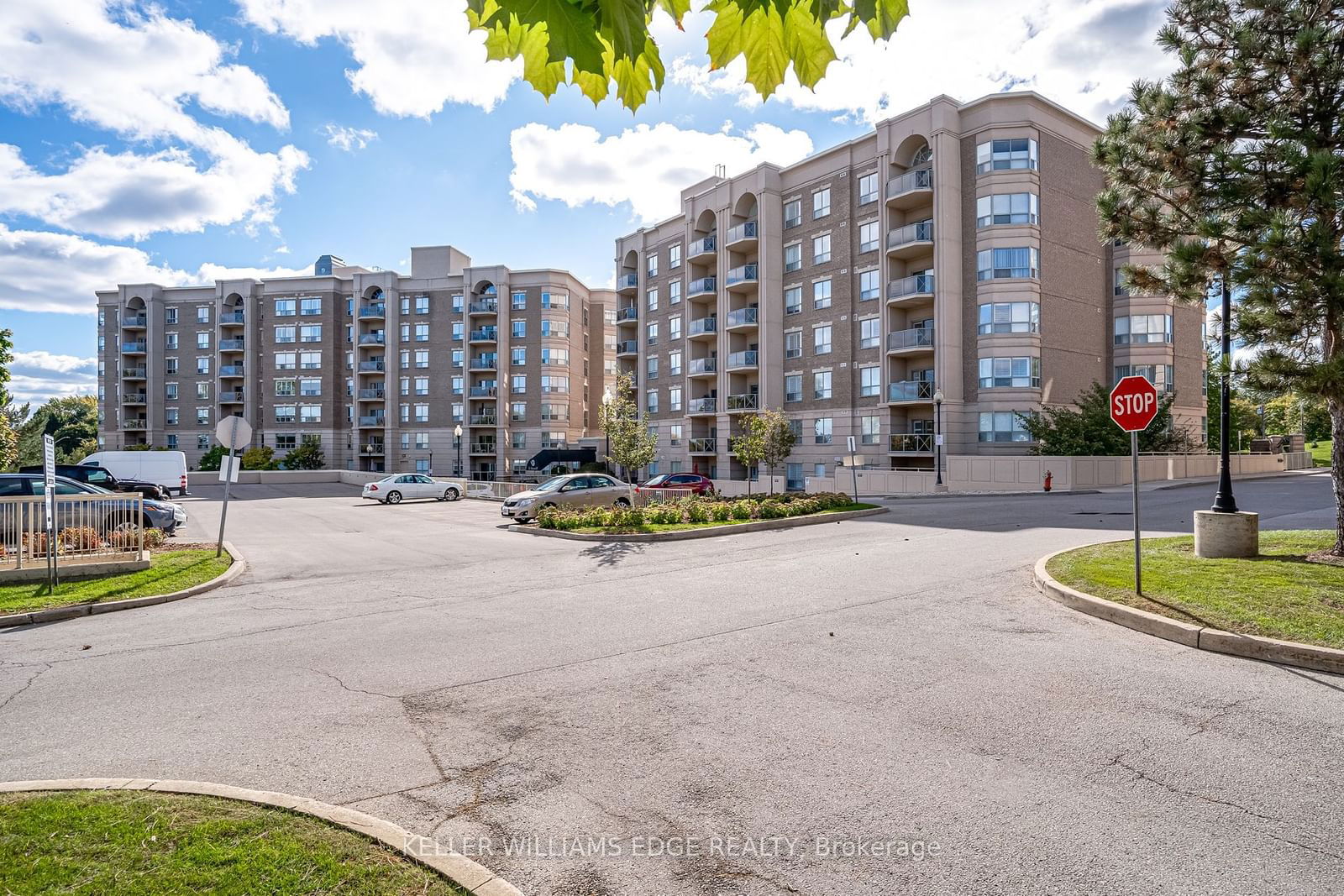 Balmoral II Condos, Burlington, Toronto