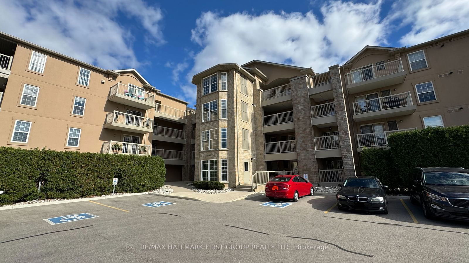 1460 Bishops Gate, unit 210 for rent