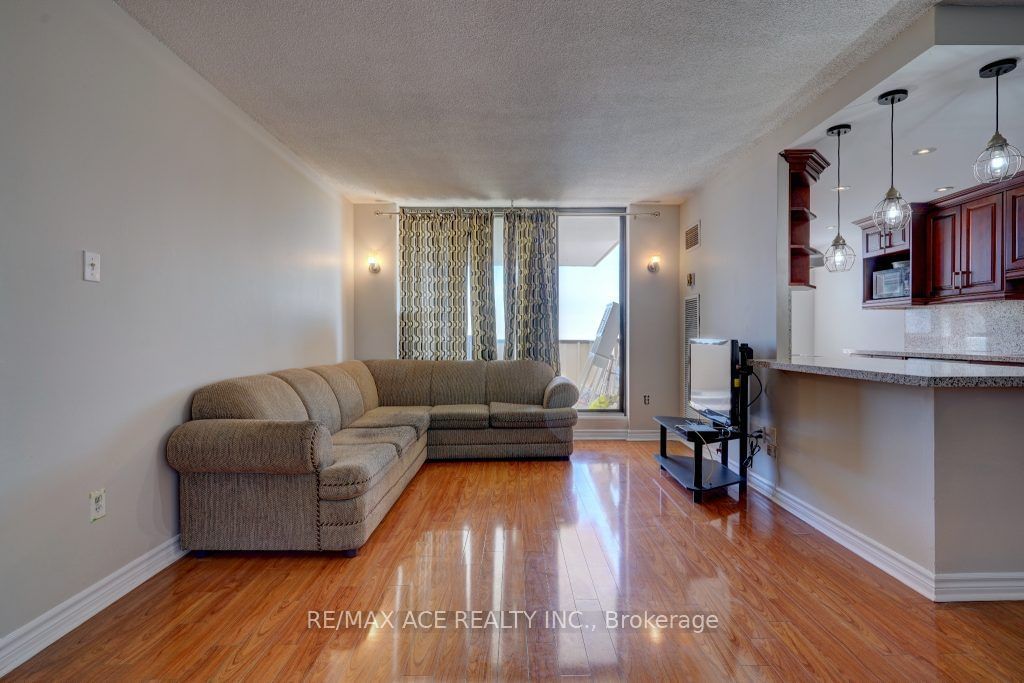 3 Lisa St, unit 1401 for sale