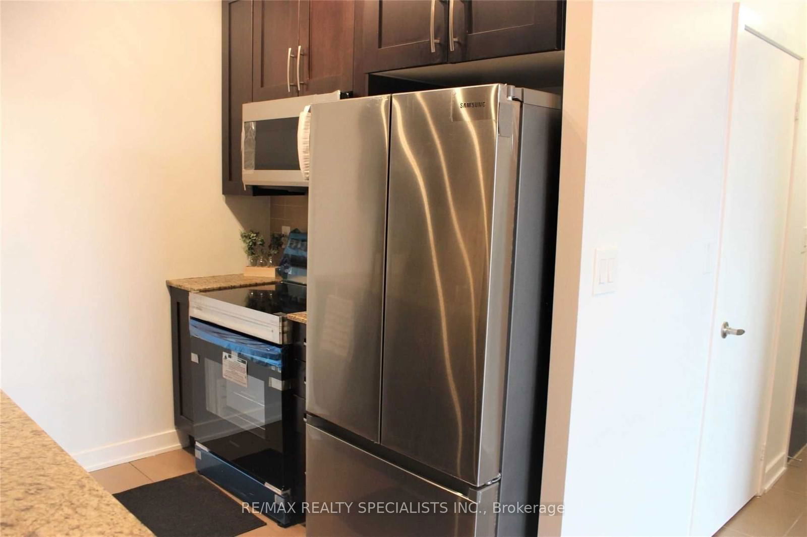 4070 Confederation Pkwy, unit 1505 for rent