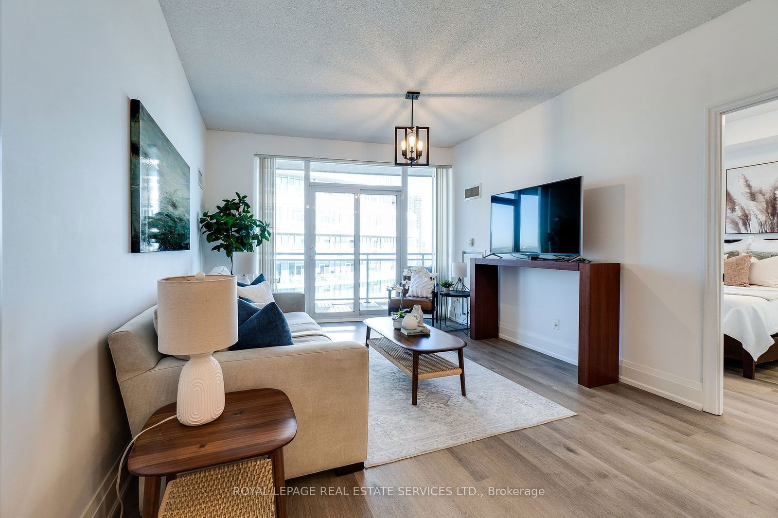 Explorer At Waterview Condos, Etobicoke, Toronto