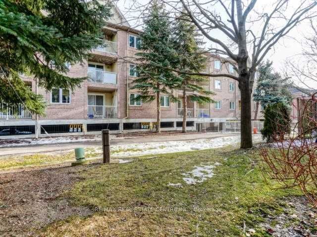 60 Barondale Dr W, unit 304 for rent