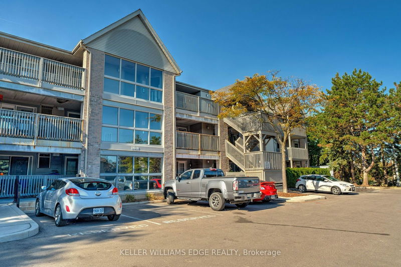 2040 Cleaver Ave, unit 104 for sale