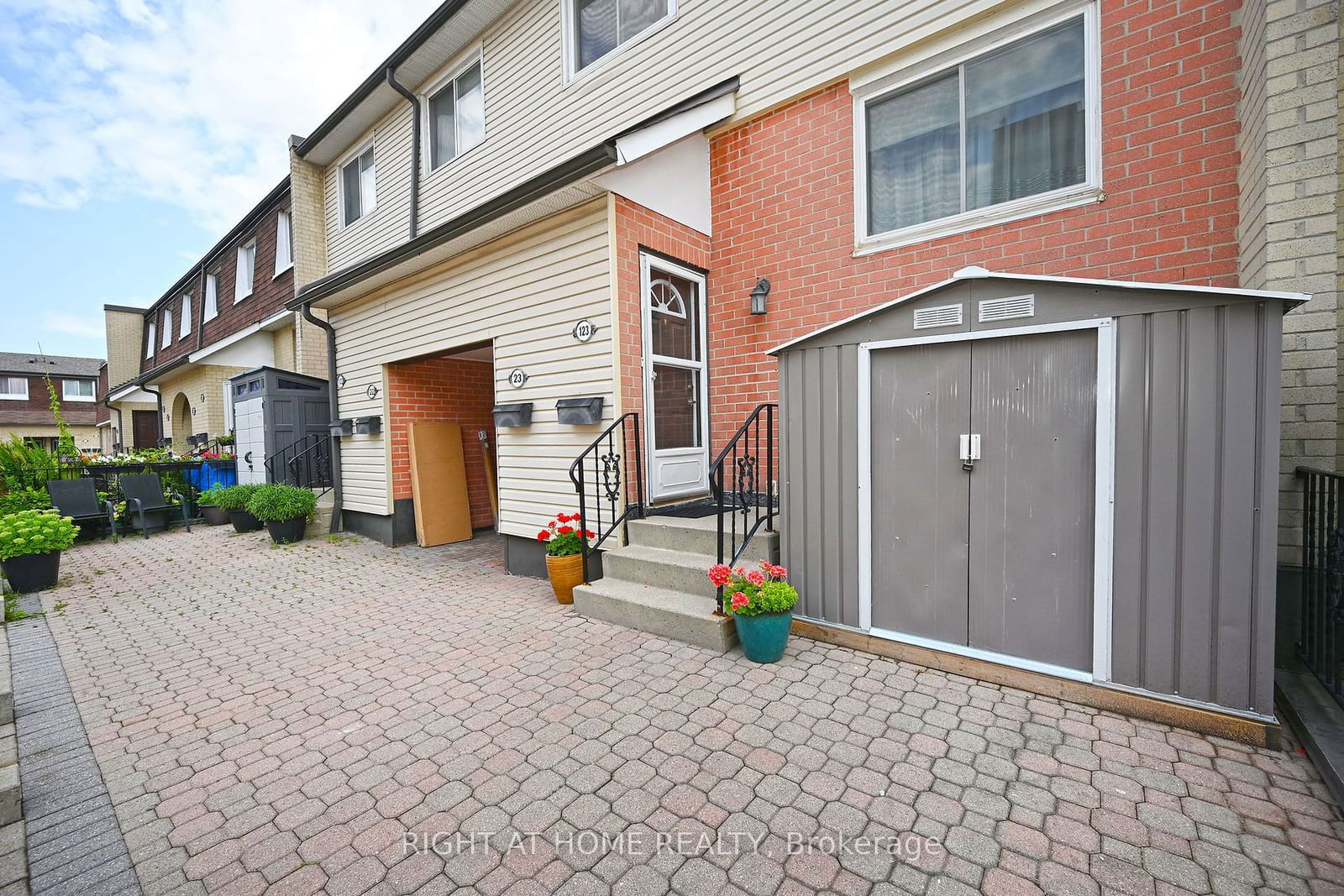 2170 Bromsgrove Road Townhomes, Mississauga, Toronto