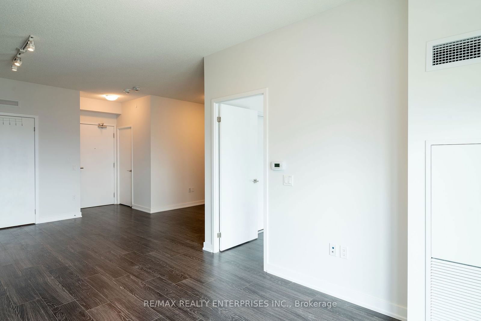 4055 Parkside Village Dr, unit 2919 for rent