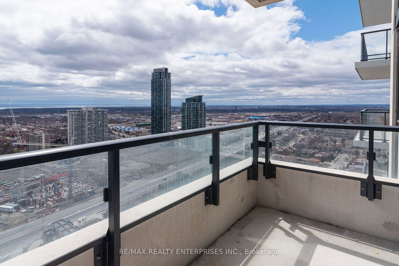 4055 Parkside Village Dr, unit 2919 for rent