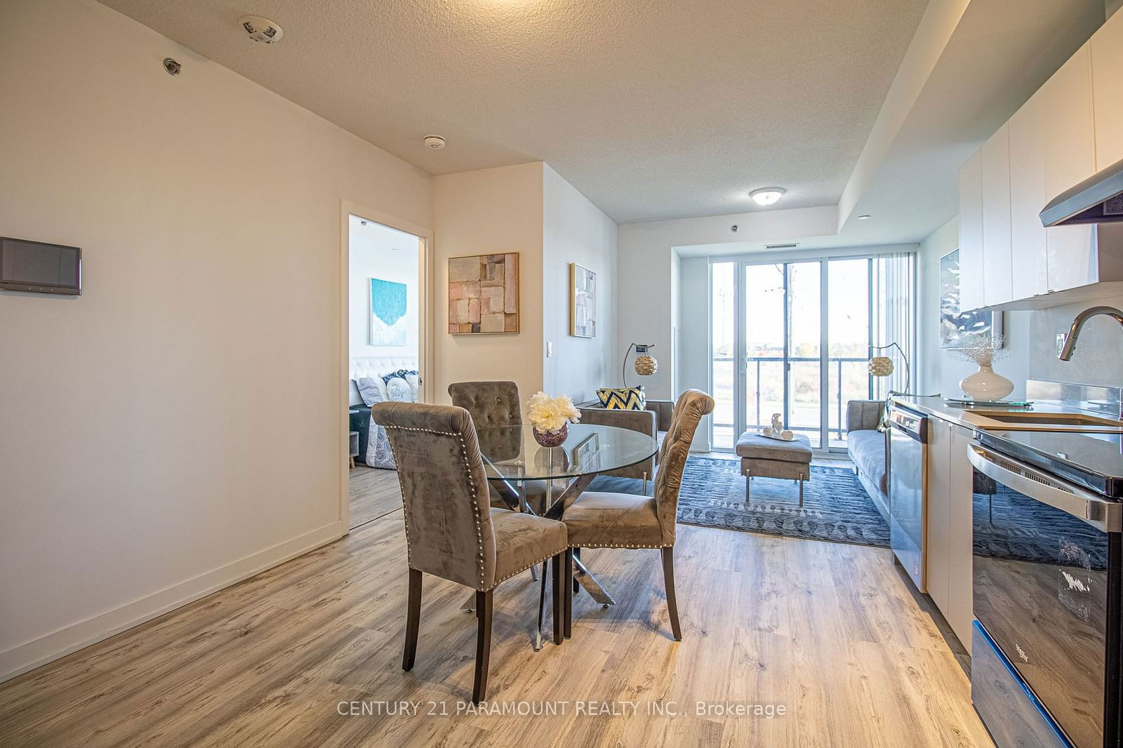 3200 Dakota Common, unit B208 for sale