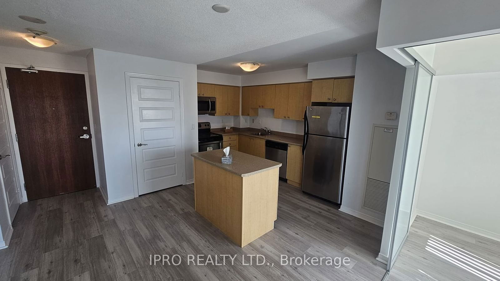 215 Queen St E, unit 1805 for rent