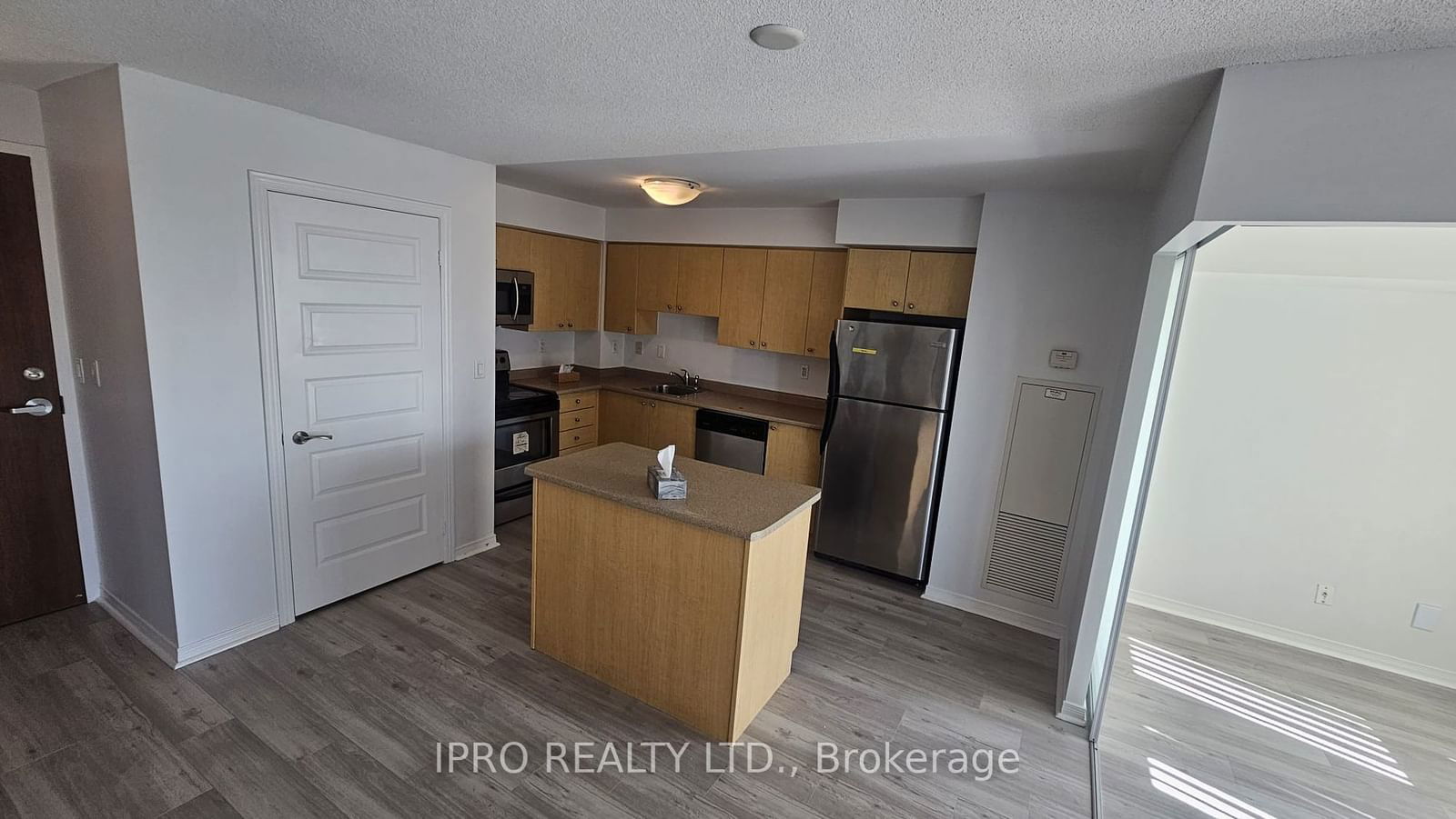 215 Queen St E, unit 1805 for rent