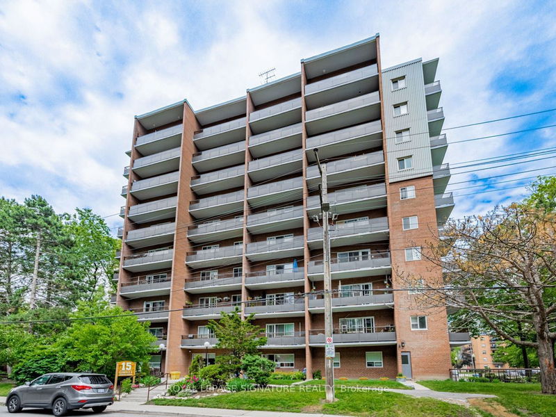 15 Elizabeth St N, unit 804 for rent