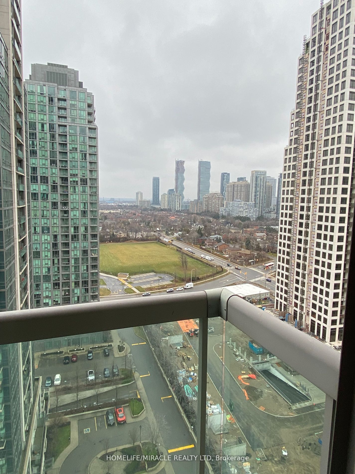 3504 Hurontario St, unit 2307 for rent