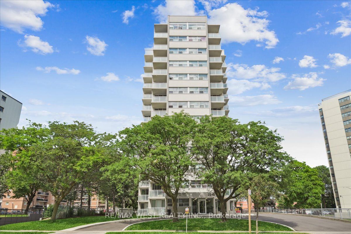 2345 Confederation Condos, Mississauga, Toronto