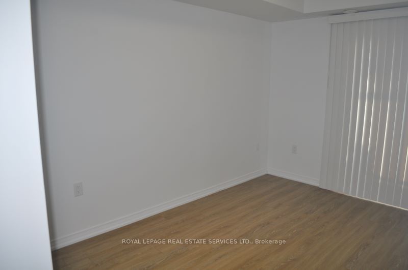 32 Fieldway Rd, unit 102 for rent