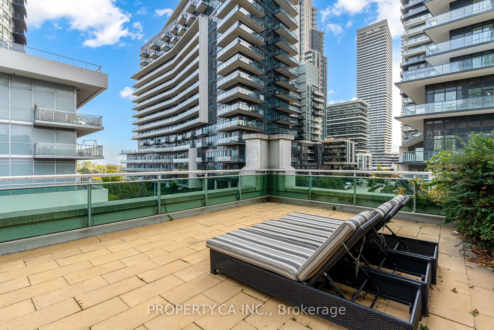 16 Brookers Lane, unit 406 for sale