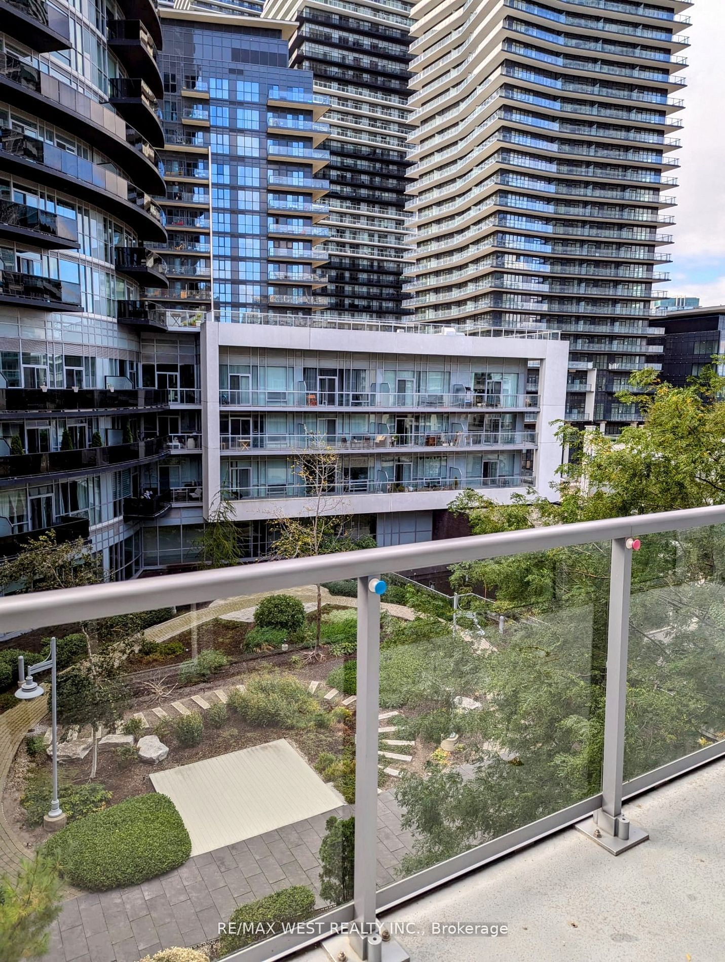 80 Marine Parade Dr, unit 407 for rent