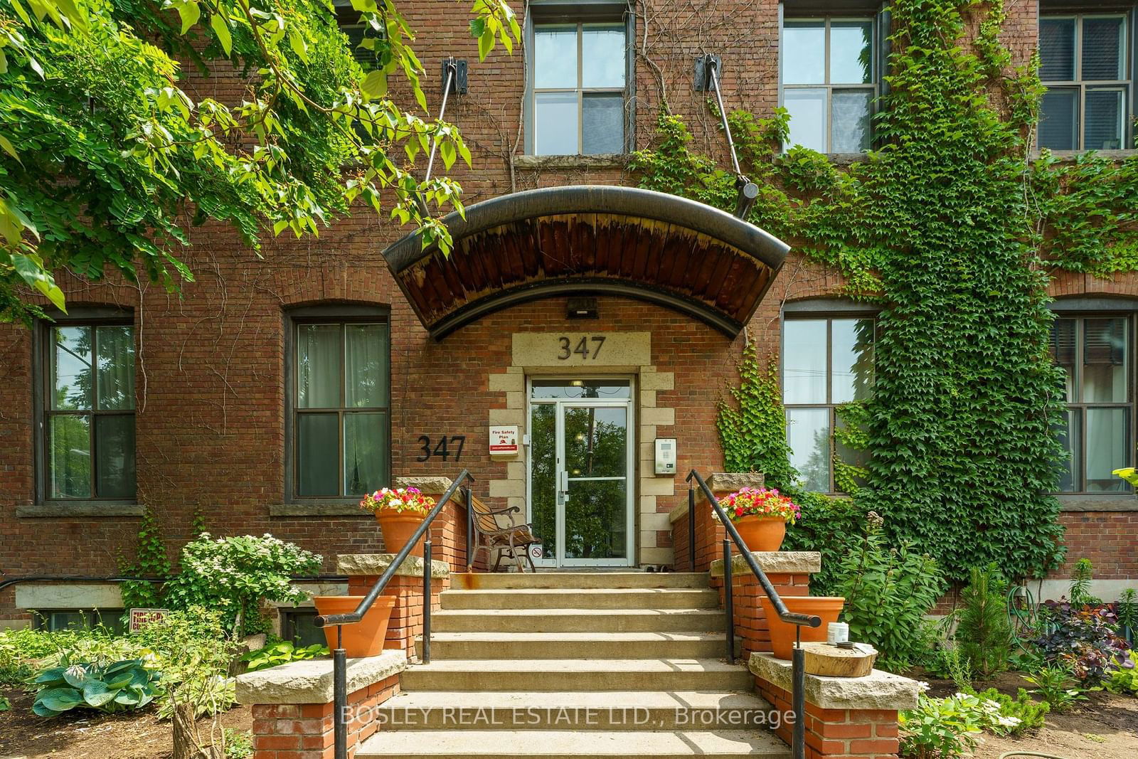 Sorauren Lofts, West End, Toronto