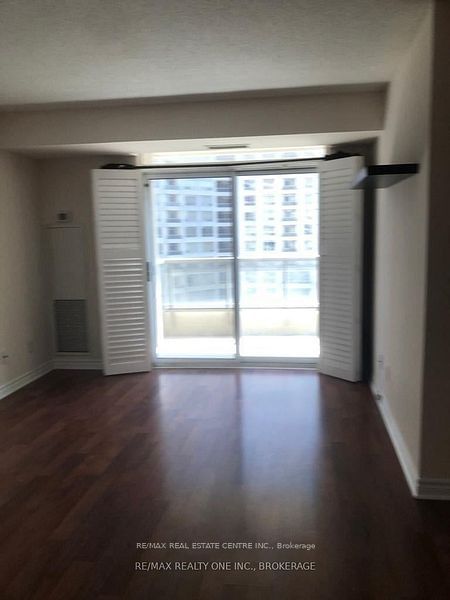 3888 Duke Of York Blvd, unit 1531 for rent