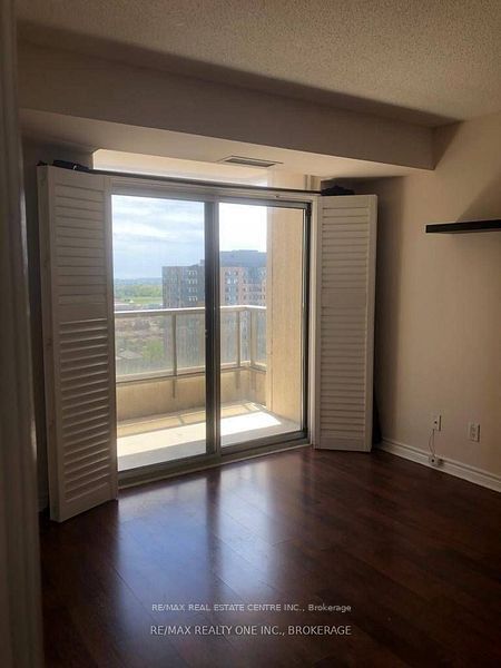 3888 Duke Of York Blvd, unit 1531 for rent