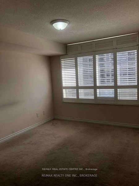 3888 Duke Of York Blvd, unit 1531 for rent