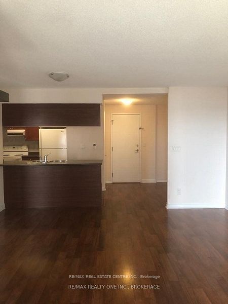 3888 Duke Of York Blvd, unit 1531 for rent