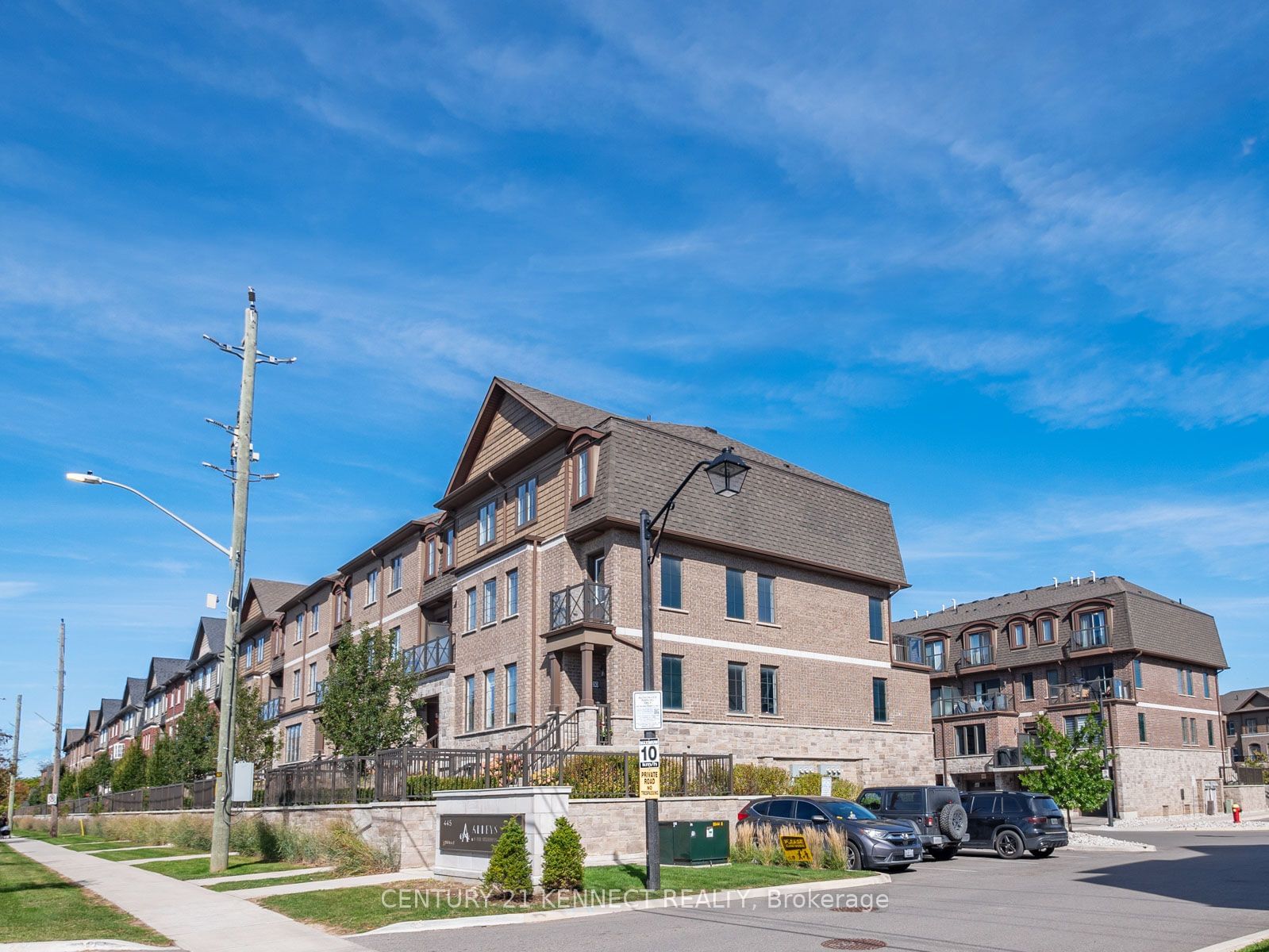 445 Ontario St S, unit 53 for sale