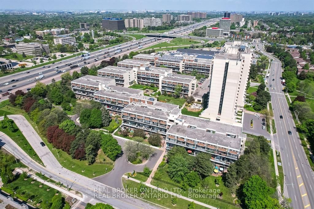 Queenscourt Condos, Etobicoke, Toronto