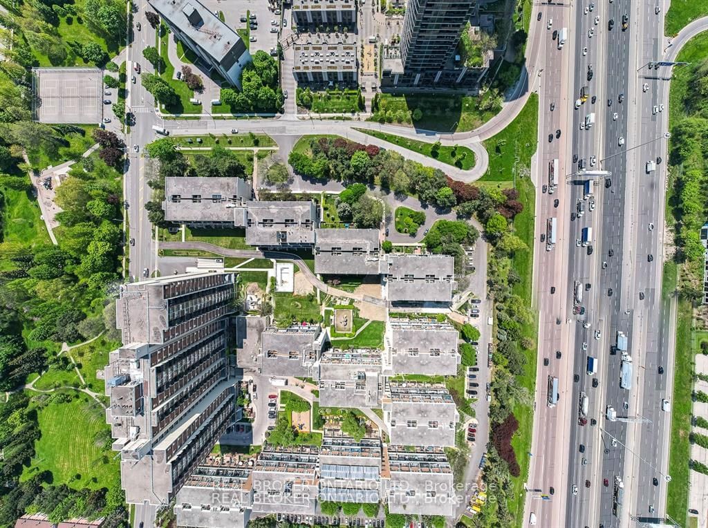 Queenscourt Condos, Etobicoke, Toronto