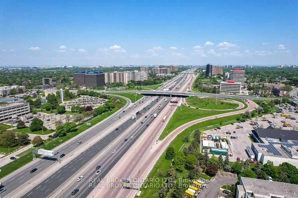 Queenscourt Condos, Etobicoke, Toronto