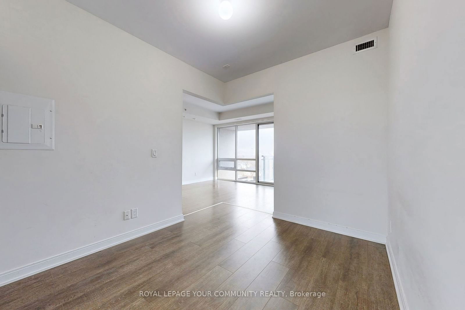 760 The Queensway, unit 510 for rent