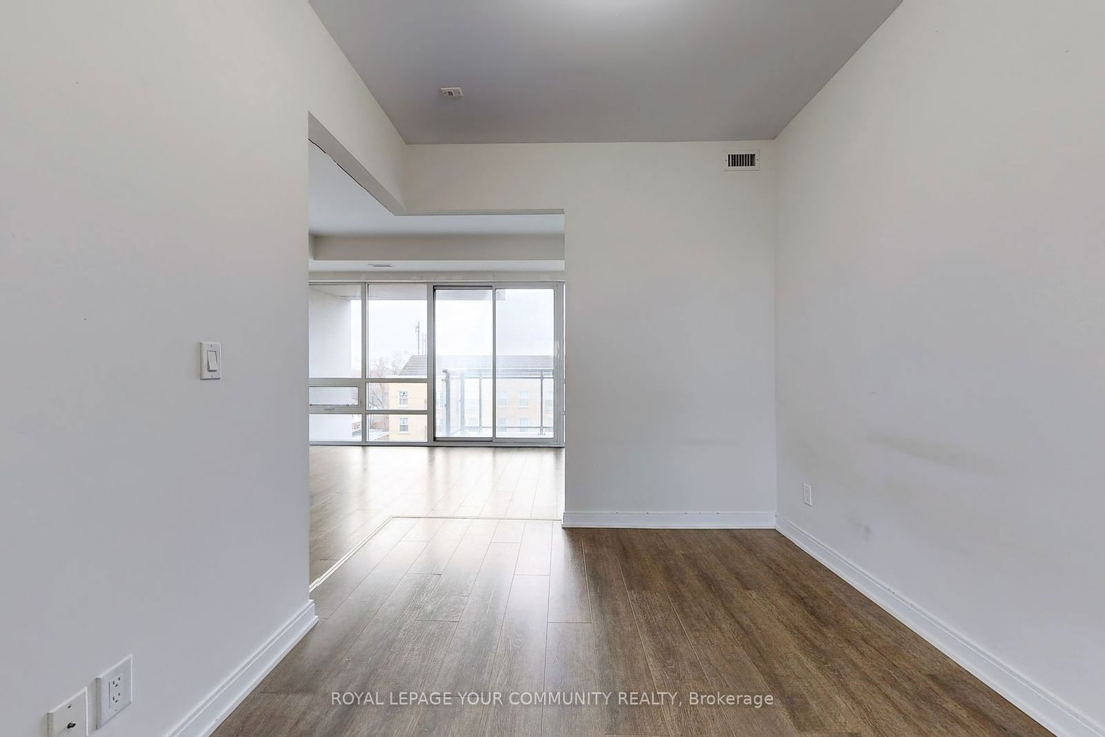 760 The Queensway, unit 510 for rent