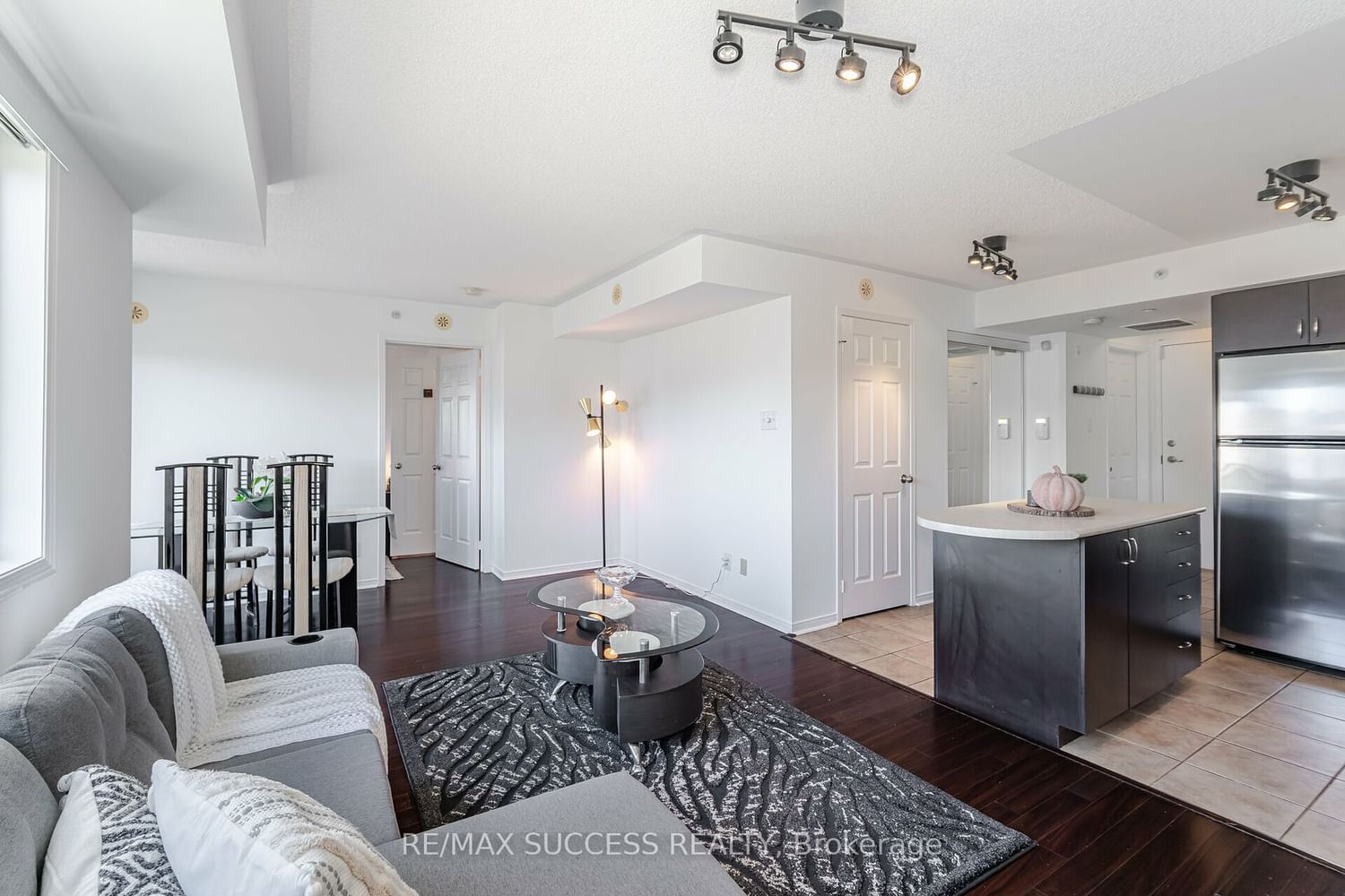 5100 Winston Churchill Blvd, unit 313 for sale