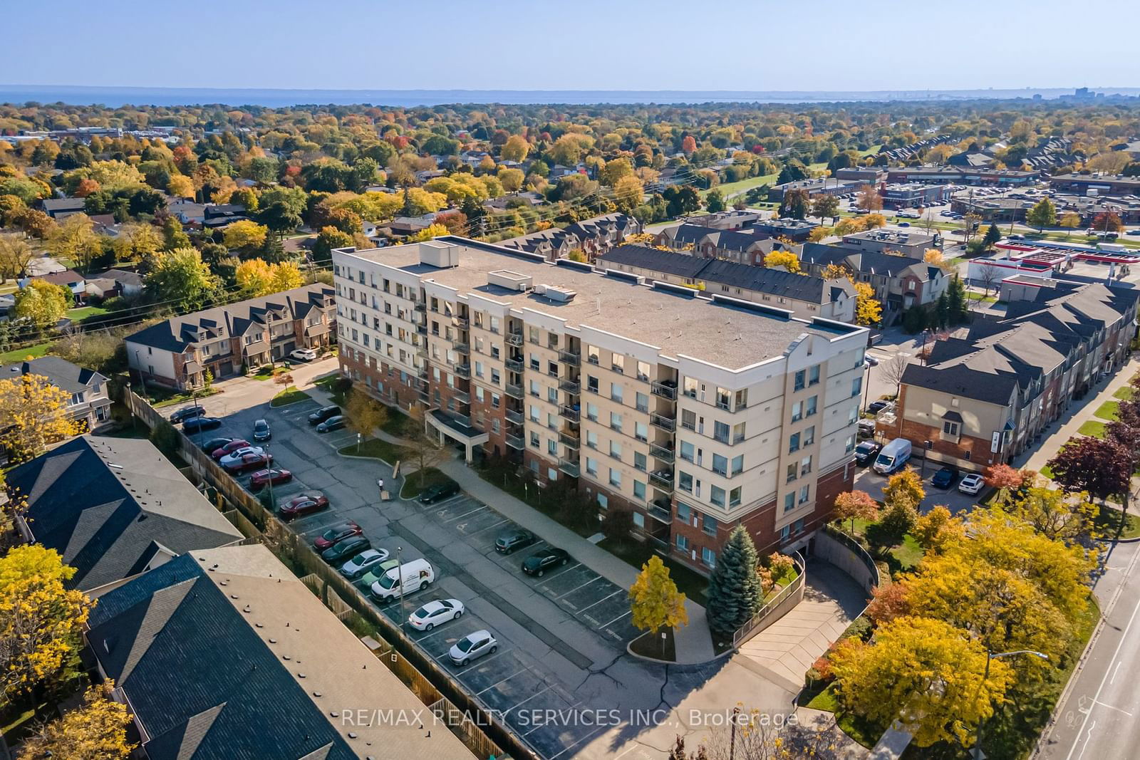 5070 Fairview St, unit 105 for sale