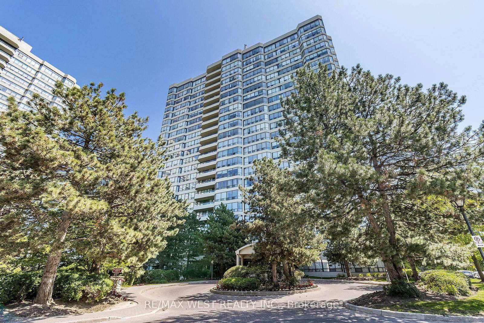 24 Hanover Rd, unit 2301 for sale