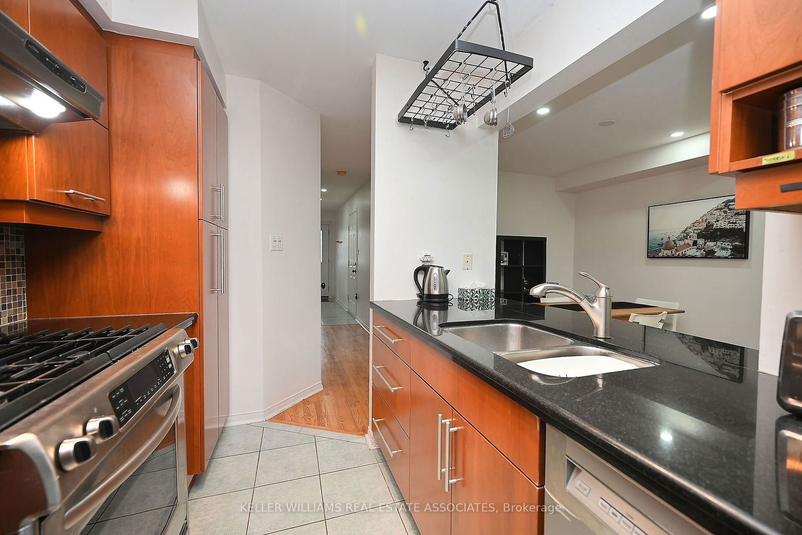 1588 South Parade Crt, unit 40 for sale