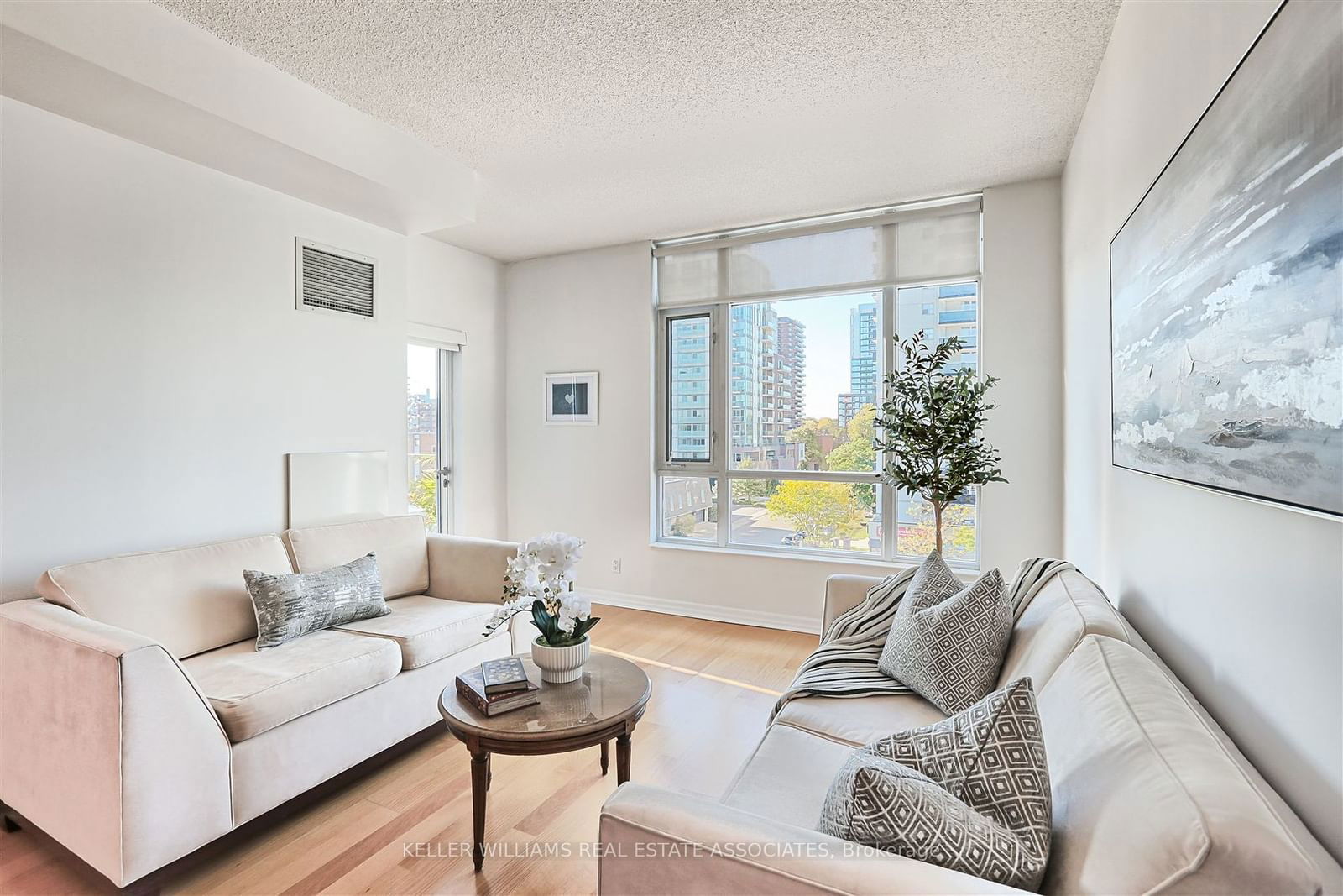 80 Port St E, unit 504 for sale