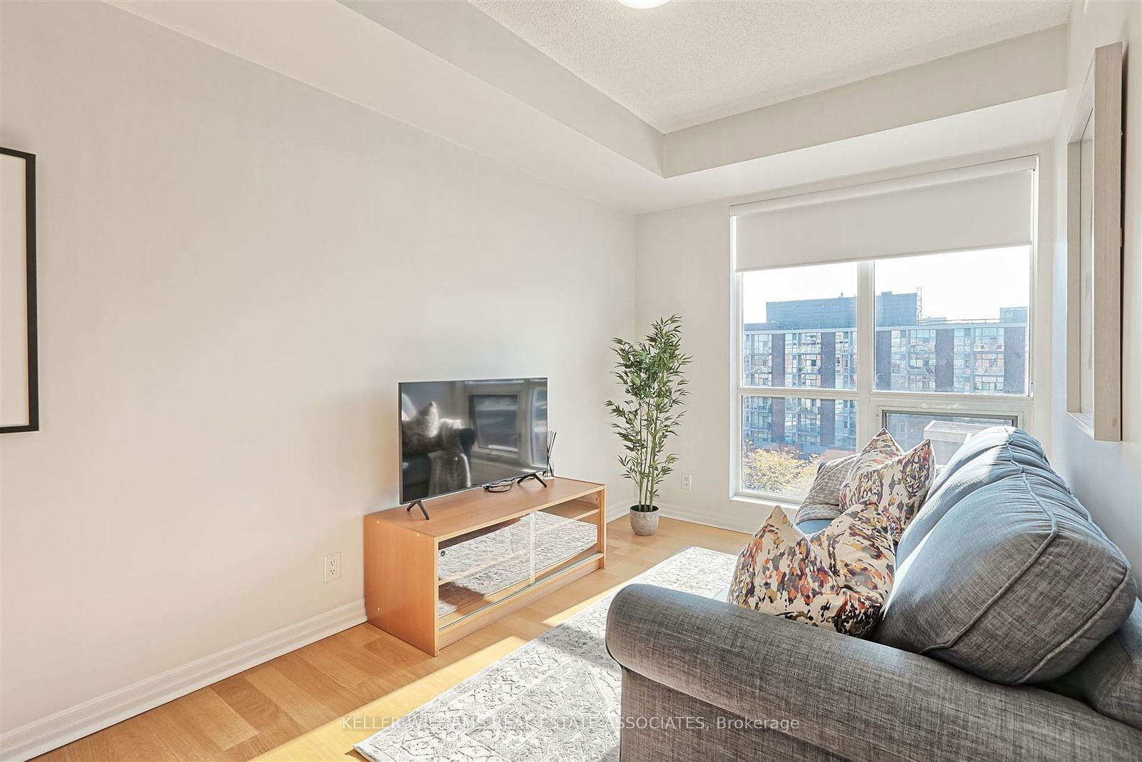 80 Port St E, unit 504 for sale