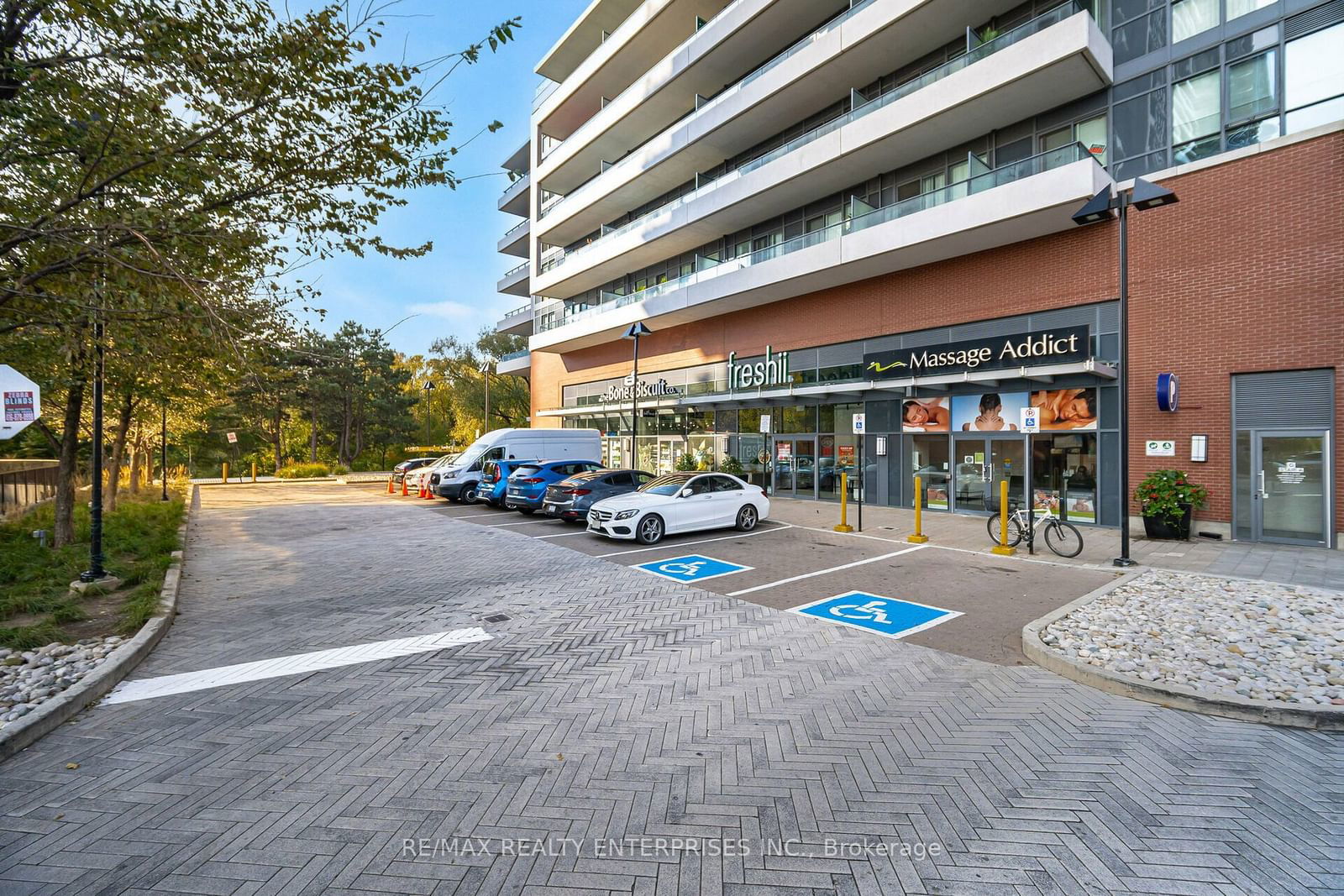 2220 Lake Shore Blvd W, unit 1807 for rent