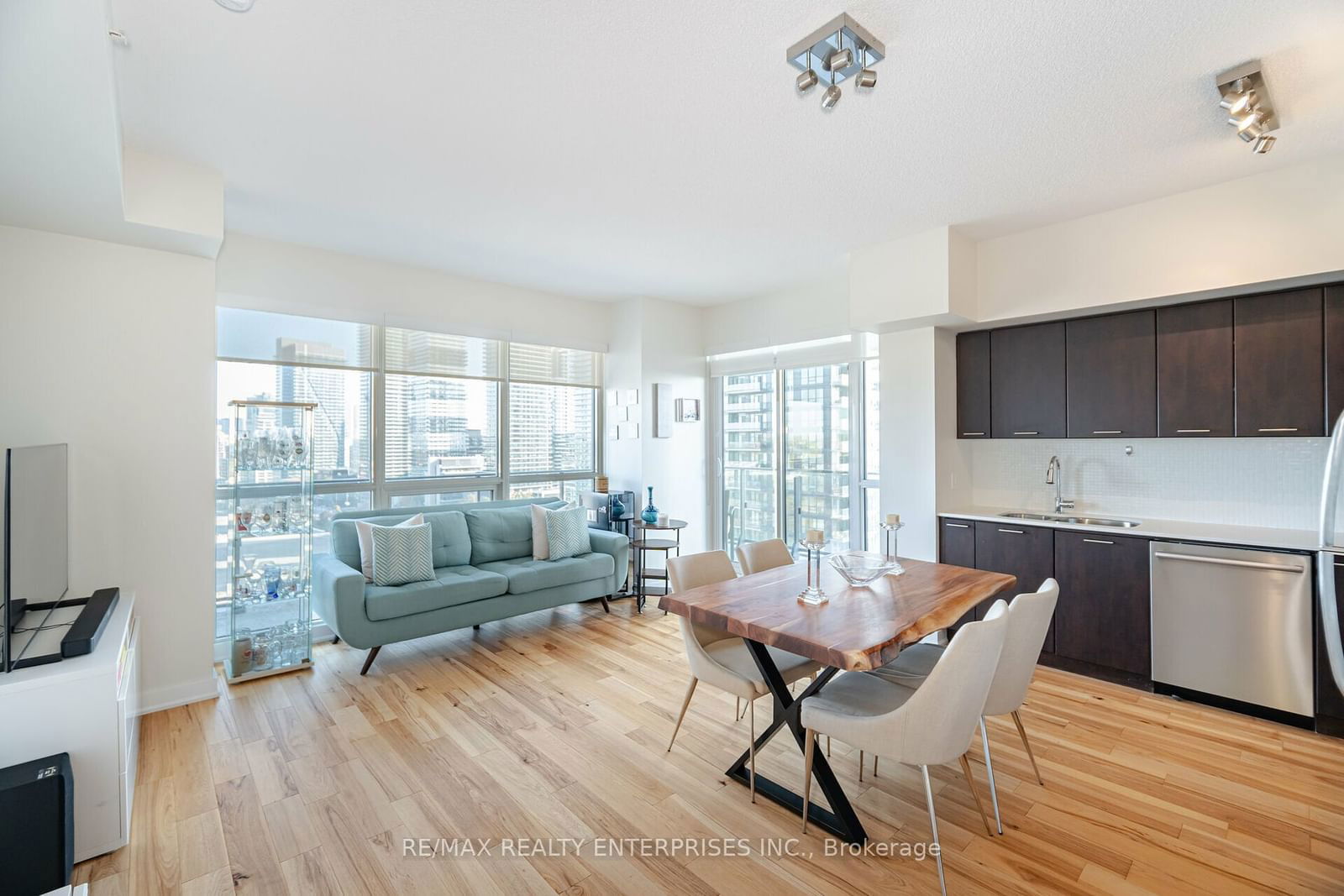 2220 Lake Shore Blvd W, unit 1807 for sale