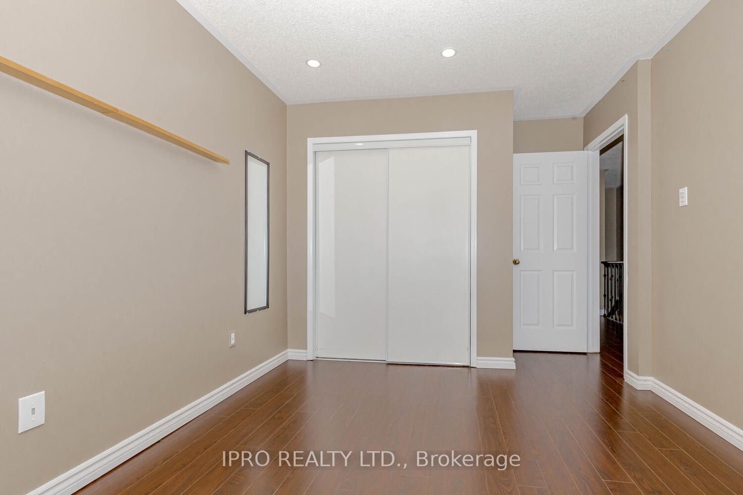 5910 Greensboro Drive Townhomes, Mississauga, Toronto