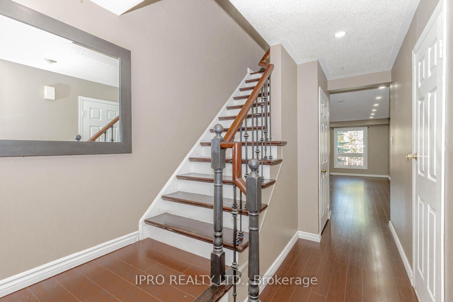 5910 Greensboro Drive Townhomes, Mississauga, Toronto