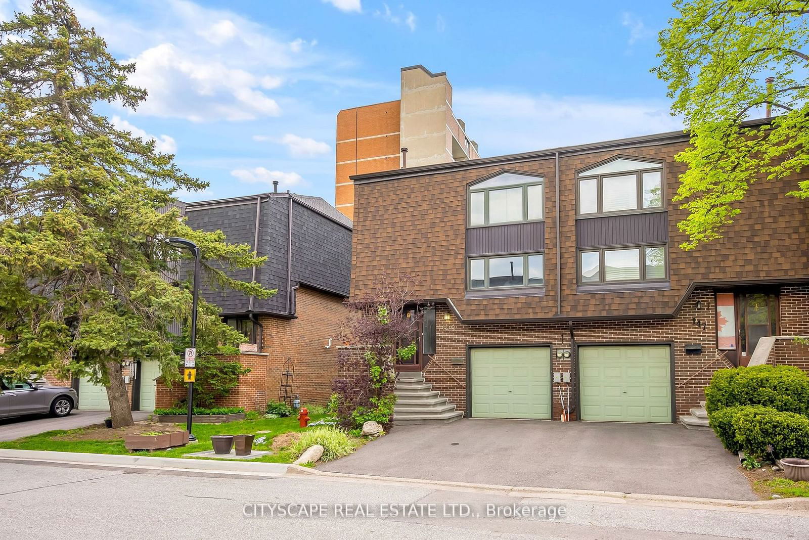 Islington Place Townhouses, Etobicoke, Toronto